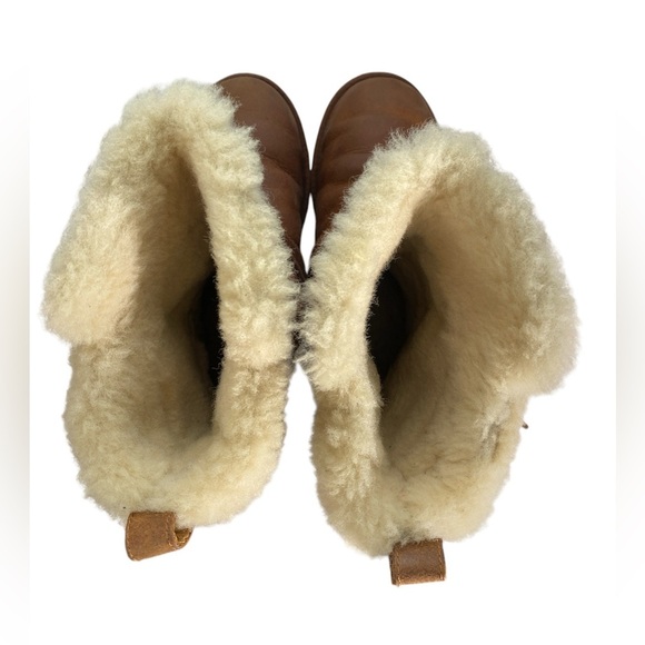 UGG Brown Ankle Boots with Cream Fur - Picture 9 of 12